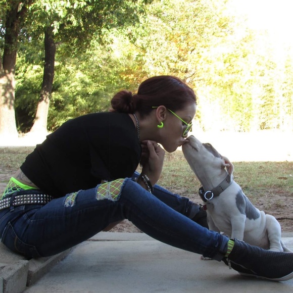 Meet your Posher, Mariah - Picture 3 of 6